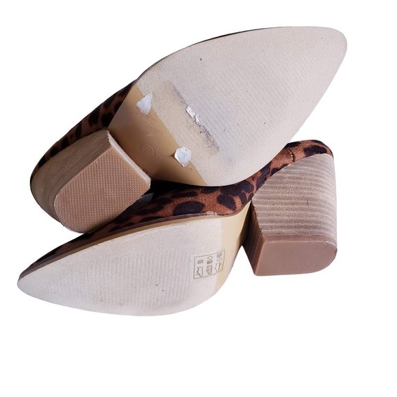 NWOT Beast Fashion Leopard Suede Pointed Open Back Boot 7 - Picture 3 of 6